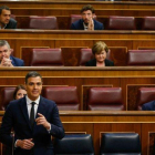Sánchez tira endavant l'última pròrroga en un Congrés aspre i polaritzat