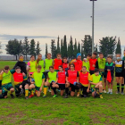 Jugadors i jugadores del planter de l’Inef Lleida dissabte passat durant un partit.