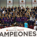 La plantilla del Barça de futbol sala celebra el seu sisè títol de Copa del Rei.