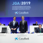 Gortázar y Gual, ayer, en la junta de accionistas de CaixaBank.
