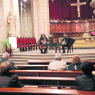 Los asistentes al concierto Acord-Cello, respetando la distancia social ayer en la Catedral. 