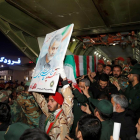 El fèretre del general iranià Soleimani a l’arribada a Teheran des de l’Iraq, on el van matar els EUA.
