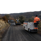 Els treballs a la carretera local de Sant Esteve, de Moror a l’Alzina.