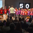 La Coral Infantil Nova Cervera nació en 1970, fue embrión de otras formaciones corales de la ciudad y cuenta hoy con 65 jóvenes cantantes.