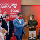 El presidente Pedro Sánchez acompañado de Gonzalo Caballero ayer en un acto en A Coruña.