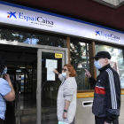 Los centros de personas mayores de la Fundación "la Caixa” reabren en Lleida