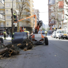 Talan cuatro árboles en el barrio de Cappont por prevención