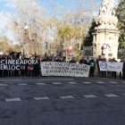 Concentración con presencia leridana en el Parc de la Ciutadella, que acoge el Parlament, contra de proyectos de incineración de residuos.