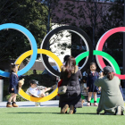 La majoria dels japonesos prefereix que la cita olímpica torni a ajornar-se.