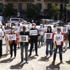 La concentración reunió a ANC, Òmnium, JxCat, ERC y la CUP ante la delegación del Gobierno.