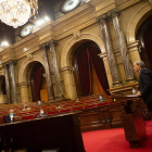 El Parlament suprimeix els punts controvertits de les resolucions sobre el rei