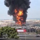 VÍDEO Nou incendi al port de Beirut un mes després de l'explosió