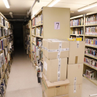 El magatzem de la Biblioteca de Lleida guarda al voltant de 50.000 documents.