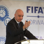 El president de la FIFA, Gianni Infantino, advoca per reprendre les competicions amb seguretat.