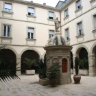 Imagen del interior de la residencia Mare Güell de Cervera. 