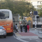 La parada de bus de l'avinguda Flix de Lleida.