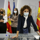 Las ministras Yolanda Díaz, Irene Montero y María Jesús Montero, ayer, tras el Consejo de Ministros.