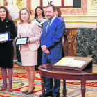 La ministra d’Hisenda, María Jesús Montero, va entregar el projecte de Pressupostos al Congrés.