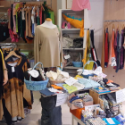 Míriam trabaja en la tienda ‘Goretti moda i llar’ de Cappont. 