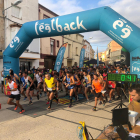 El grupo de corredores en los momentos iniciales de la prueba.