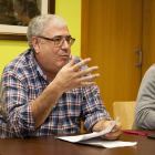 Imagen de Ramon Gassó durante la reunión con los vecinos que se celebró el lunes.