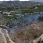Incendi de vegetació agrícola ahir entre la Granja i Maials.