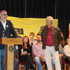 Eduard Pujol i Salvador Bonjoch durant la presentació de la candidatura de JxBellpuig.