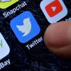 Twitter prova una funció per a "amagar" els missatges directes ofensius