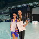 Ainhoa Culebradas y Marc Bonilla tras alzarse como campeones de España de 10 bailes. 