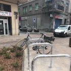 Bicicletas de mal aparcar