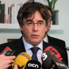 Carles Puigdemont, ayer, mientras anunciaba la demanda contra Llarena y el Estado español.