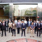 La directiva de la Catalana, con Aril al frente, y representantes de la Diputación de Barcelona y la UFEC.