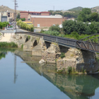 Vista general del pont medieval d’Alfarràs.