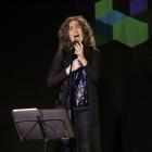 La cantante leridana Carolina Blàvia, en un concierto en el Cafè del Teatre de Lleida en diciembre.