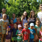 El Casal d'Estiu de Rosselló visita camps de fruiters del municipi