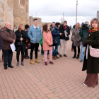Dolors Miquel (dreta), ahir al costat d’alguns dels 64 participants a la Seu Vella de Lleida.