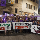 Gairebé un miler de persones es van manifestar ahir contra la violència masclista a la capital de l’Urgell.