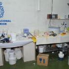 Vista d’un dels laboratoris desmantellats a Torrefarrera i Montsó.