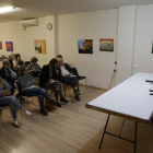 Un instant de la reunió de l’associació de veïns d’Universitat, ahir.