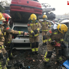 Bomberos de Mollerussa practican cómo excarcelar en caso de accidente