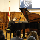 El pianista Eudald Buch, durante el concierto inaugural del certamen en el IEI.