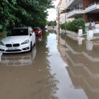 Algunas calles de la Platja d’Aro, en Girona, quedaron anegadas por el agua.