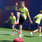 Frenkie de Jong durante una sesión de entrenamiento del FC Barcelona en la Ciutat Esportiva.