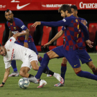 Gerard Piqué, en una acció del partit de divendres passat al camp del Sevilla.