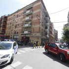 Bombers i Guàrdia Urbana al carrer Pallars.