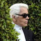 Karl Lagerfeld impuso una impronta que le convirtió en un referente de la alta costura y el ‘pret-à-porter’. 