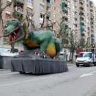 El Marraco recorre els carrers de Lleida per animar el Sant Jordi i agrair als lleidatans que es quedin a casa