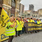 Los pensionistas en el inicio de su marcha hasta Madrid.