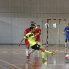 Una acción del partido de ayer entre el Lamsauto Futsal Lleida y el Martorell.