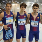 Bernat Erta, segundo por la izquierda, y Aleix Porras, a su lado tercero, tras la prueba del Estatal.